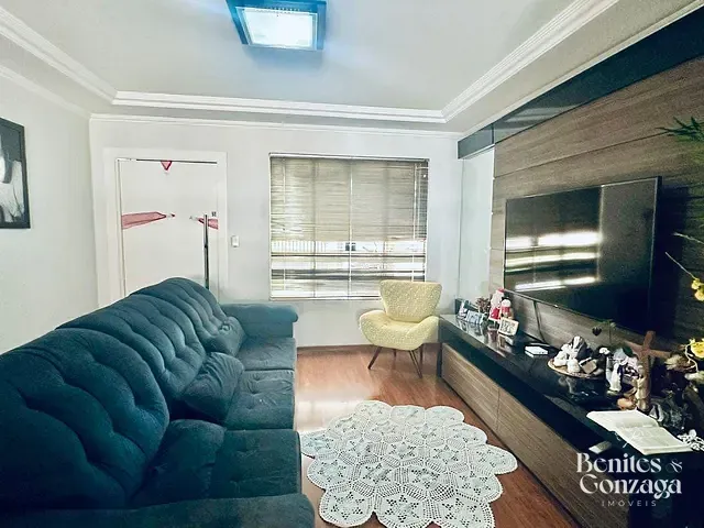Casa 3 quartos e 2 banheiros, à venda, no bairro Vila Ipiranga em Maringá