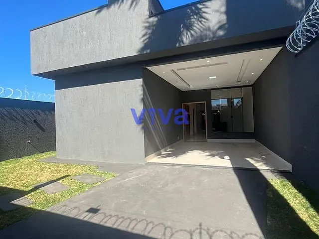 Casa com 200m² 3 quartos e 3 banheiros, à venda, no bairro Sítios Santa Luzia em Aparecida de Goiânia