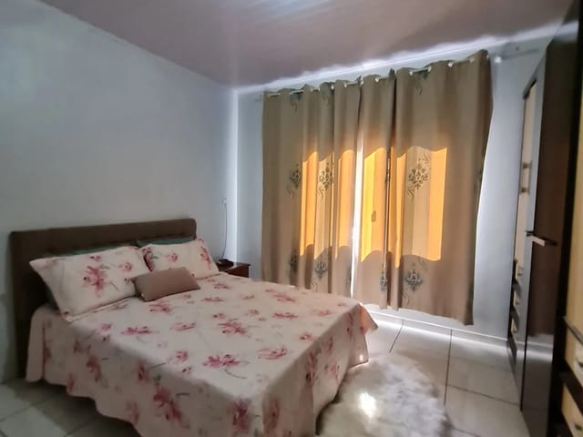 Casa 3 quartos e 2 banheiros, à venda, no bairro Chapada em Ponta Grossa