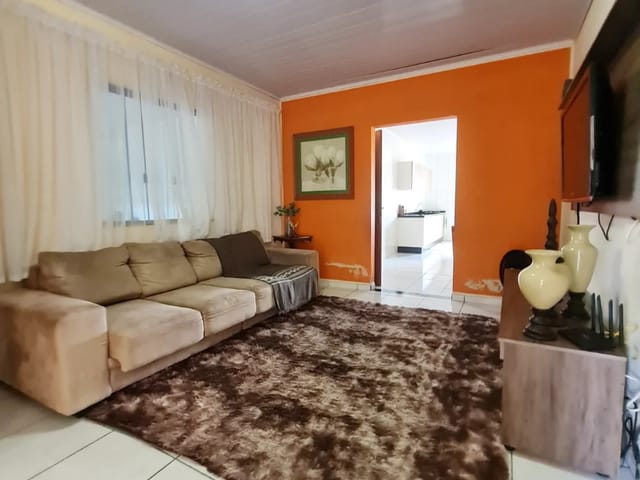 Casa 3 quartos e 2 banheiros, à venda, no bairro Chapada em Ponta Grossa