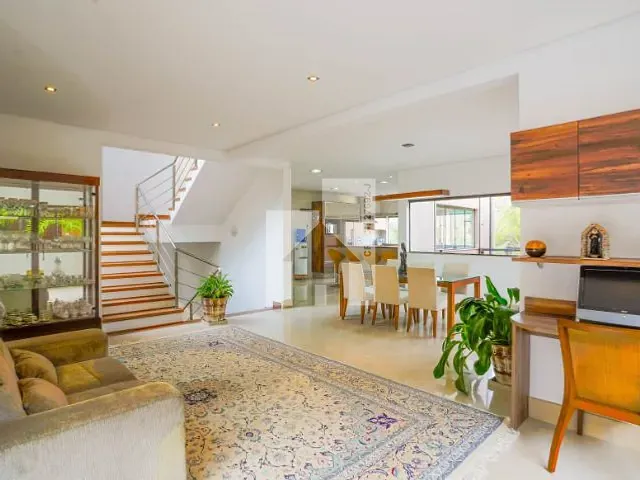 Casa com 1040m² 3 quartos e 4 banheiros, à venda, no bairro Chácara Malota em Jundiaí