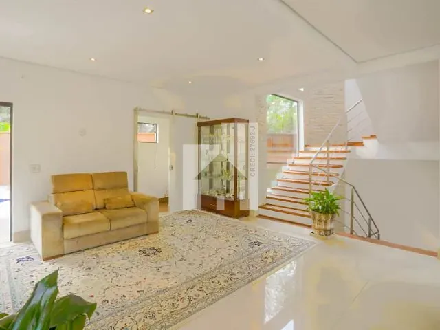Casa com 1040m² 3 quartos e 4 banheiros, à venda, no bairro Chácara Malota em Jundiaí