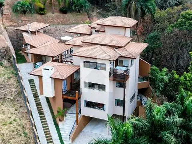 Casa com 1040m² 3 quartos e 4 banheiros, à venda, no bairro Chácara Malota em Jundiaí