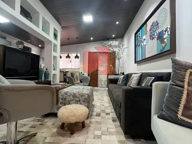 Casa 3 quartos e 1 banheiro, à venda, no bairro Cidade Jardim em Pirassununga