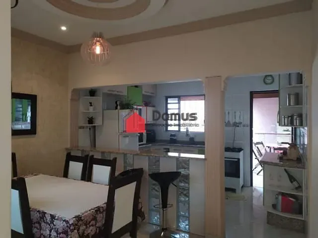 Casa com 125m², à venda, no bairro Parque das Nações em Pindamonhangaba
