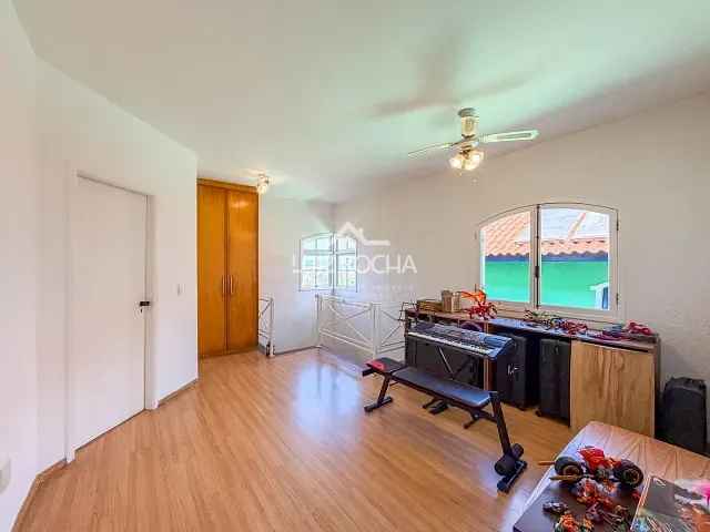 Casa com 270m² 3 quartos e 3 banheiros, à venda, no bairro Horizontal Park em Cotia