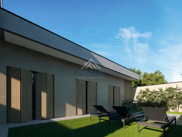 Casa com 300m² 3 quartos e 4 banheiros, à venda, no bairro Gramadão em Jundiaí