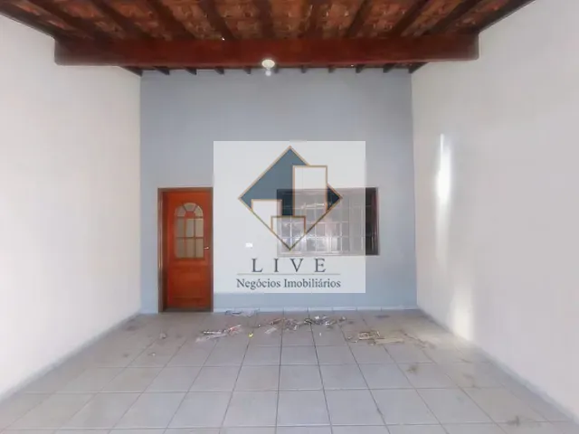 Casa 2 quartos e 1 banheiro, à venda, no bairro Jardim Laudissi em Santa Bárbara D'Oeste