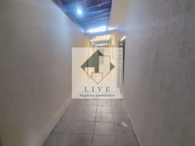 Casa 2 quartos e 1 banheiro, à venda, no bairro Jardim Laudissi em Santa Bárbara D'Oeste