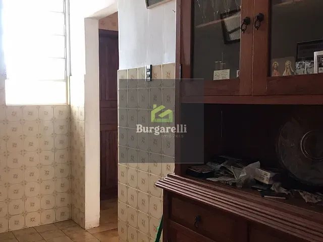 Casa 3 quartos e 2 banheiros, para alugar, no bairro Ignácio Valentini em Lavras