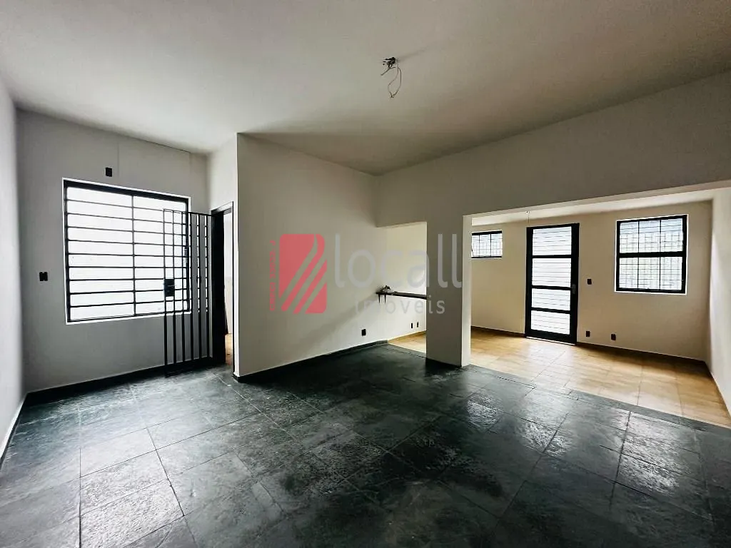 Casa com 1 quarto para aluguel, 330m² — foto 2 de 28