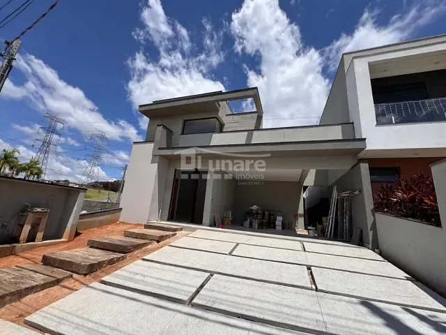 Casa com 300m², à venda, no bairro Vila Oliveira em Mogi das Cruzes