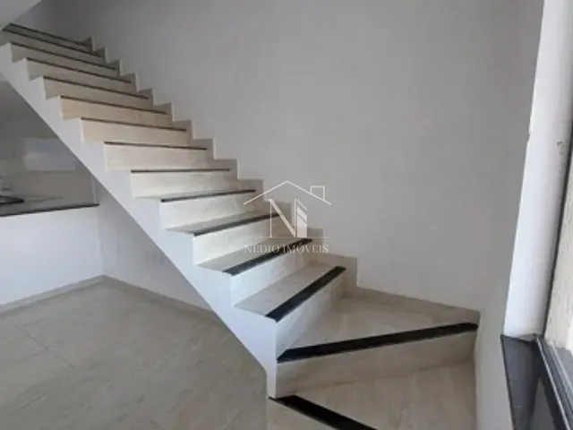 Casa 2 quartos e 2 banheiros, para alugar, no bairro Araçatiba em Maricá