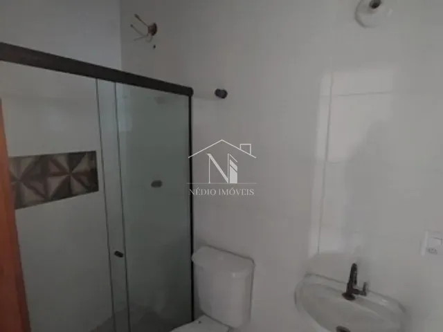 Casa 2 quartos e 2 banheiros, para alugar, no bairro Araçatiba em Maricá