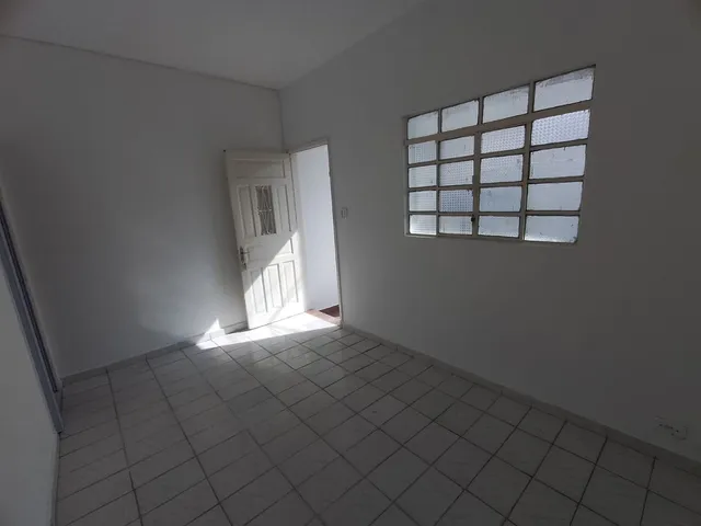 Casa 1 quarto e 1 banheiro, para alugar, no bairro Vila Invernada em São Paulo