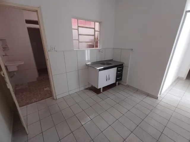 Casa 1 quarto e 1 banheiro, para alugar, no bairro Vila Invernada em São Paulo