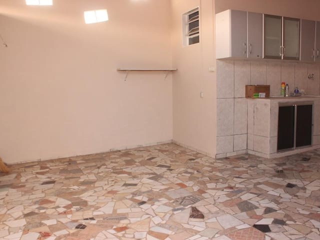 Foto do Casa - Casa com 1 dormitório para alugar, 75 m² por R$ 1.000,00/mês - Jardim Ipiranga - Americana/SP | Oeste Imóveis