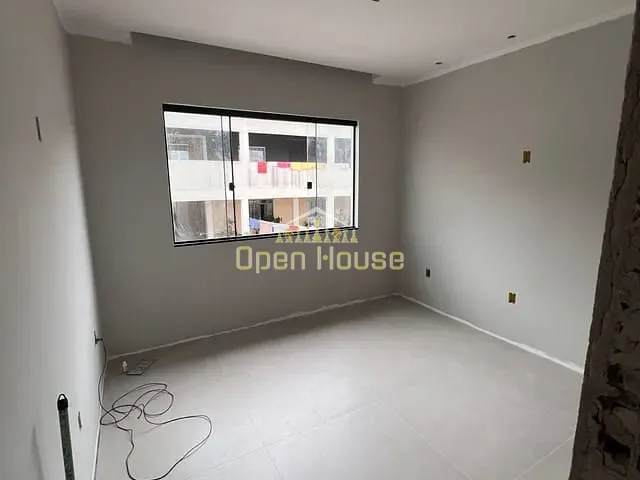 Casa 2 quartos e 2 banheiros, à venda, no bairro Vale do Sol em Pinheiral