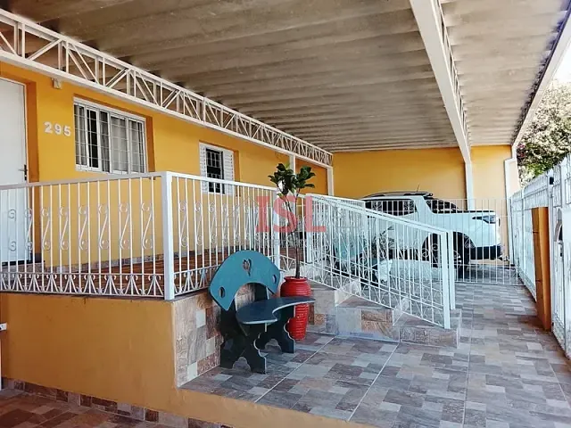 Casa 3 quartos e 1 banheiro, para alugar, no bairro Jardim Novo Campos Elíseos em Campinas