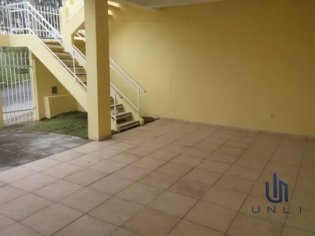 Casa 3 quartos e 1 banheiro, à venda, no bairro Ano Bom em Barra Mansa