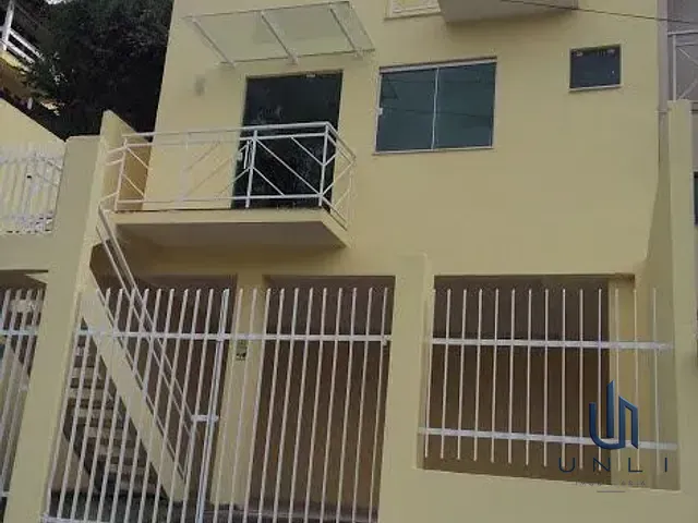 Casa 3 quartos e 1 banheiro, à venda, no bairro Ano Bom em Barra Mansa