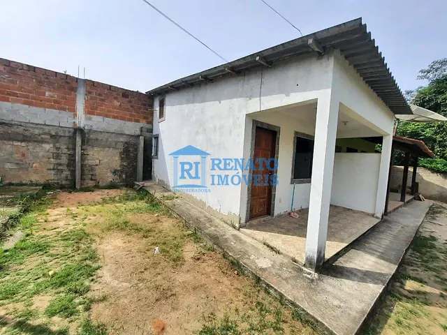 Casa 1 quarto e 1 banheiro, para alugar, no bairro Itapeba em Maricá