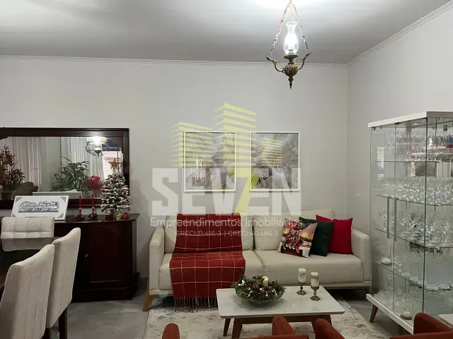 Casa com 282m² 3 quartos e 2 banheiros, à venda, no bairro Jardim Solange em Bauru
