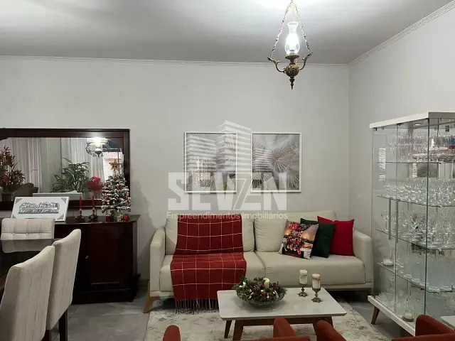Casa com 282m² 3 quartos e 2 banheiros, à venda, no bairro Jardim Solange em Bauru