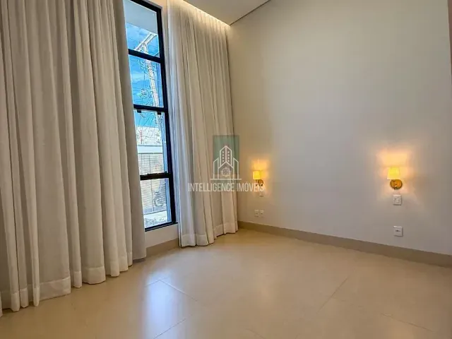 Casa 3 quartos e 3 banheiros, à venda, no bairro Santa Cruz em Cuiabá