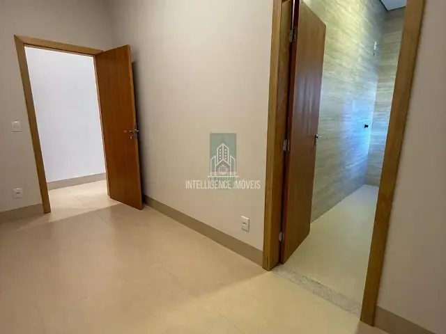 Casa 3 quartos e 3 banheiros, à venda, no bairro Santa Cruz em Cuiabá