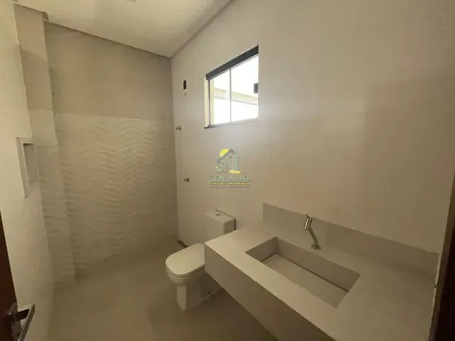 Casa com 210m² 3 quartos e 3 banheiros, à venda, no bairro Jardim Atlântico em Goiânia