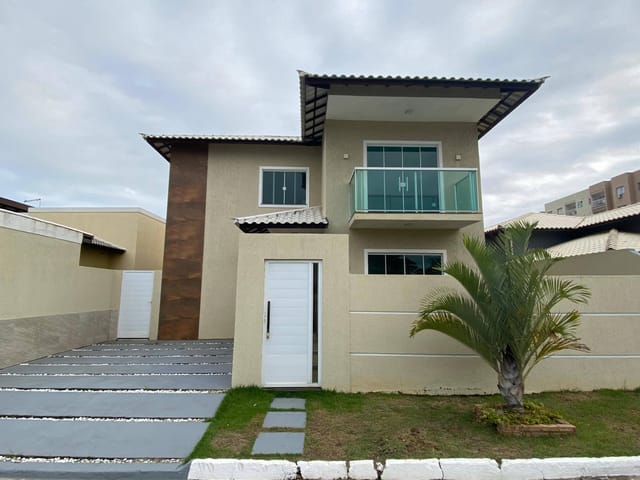 Casa 3 quartos e 4 banheiros, à venda, no bairro Nova São Pedro em São Pedro da Aldeia
