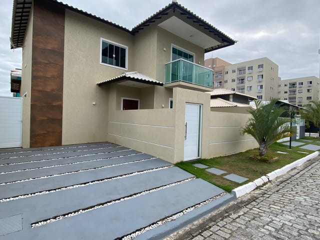 Casa 3 quartos e 4 banheiros, à venda, no bairro Nova São Pedro em São Pedro da Aldeia
