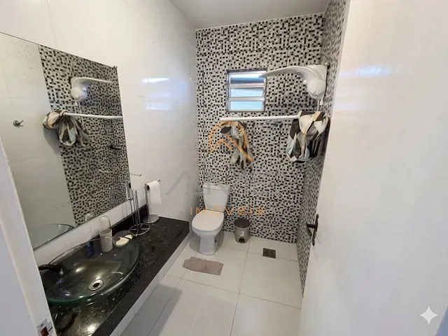Casa 2 quartos e 2 banheiros, à venda, no bairro Laranjal em Pelotas