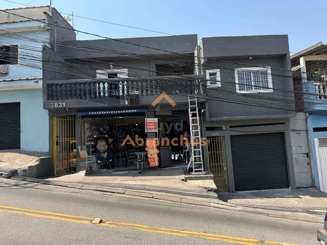 Prédio com 320m², à venda, no bairro Sítio Morro Grande em São Paulo