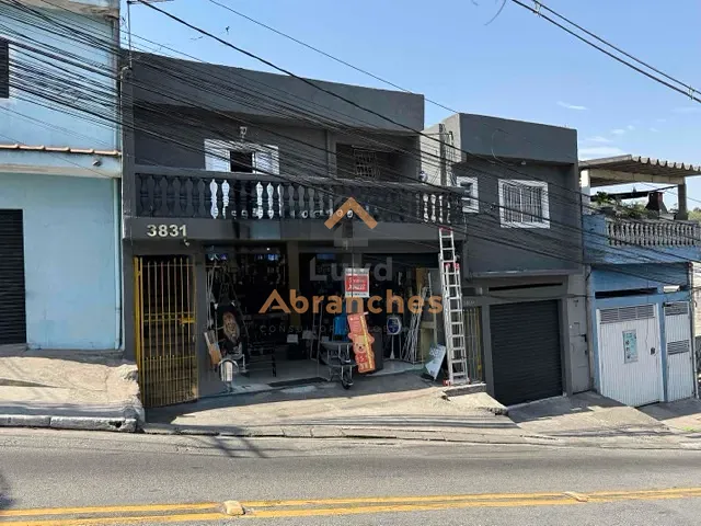 Prédio com 320m², à venda, no bairro Sítio Morro Grande em São Paulo