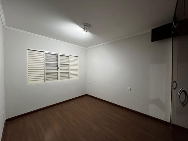 Casa com 200m² 3 quartos e 1 banheiro, à venda, no bairro Santa Dorotéia em Pouso Alegre