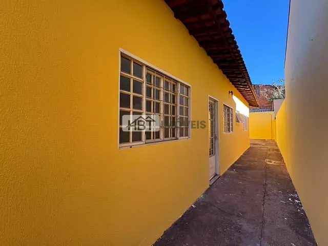 Casa 1 quarto e 1 banheiro, à venda, no bairro Vila Dutra em Bauru