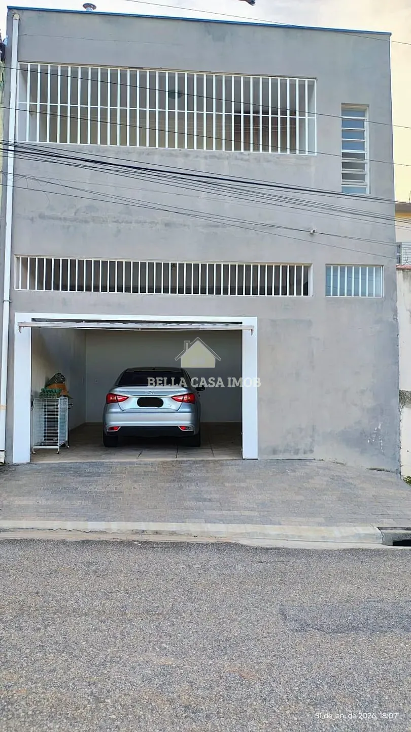 Casa, 3 quartos, 236 m² - Foto 2