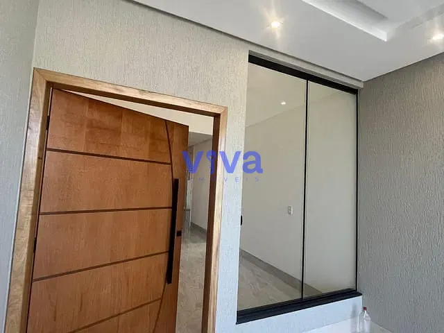 Casa com 200m² 3 quartos e 3 banheiros, à venda, no bairro Sítios Santa Luzia em Aparecida de Goiânia