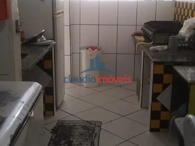 Casa 3 quartos e 3 banheiros, à venda, no bairro Jardim Vila Rica - Tiradentes em Volta Redonda