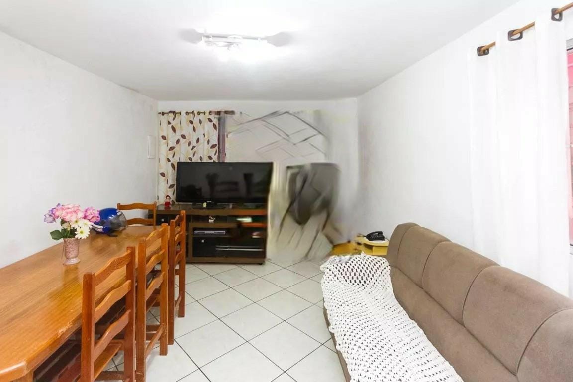 Casa à venda 3 Quartos, 2 Vagas, Jardim Ana Rosa, São Paulo - SP
