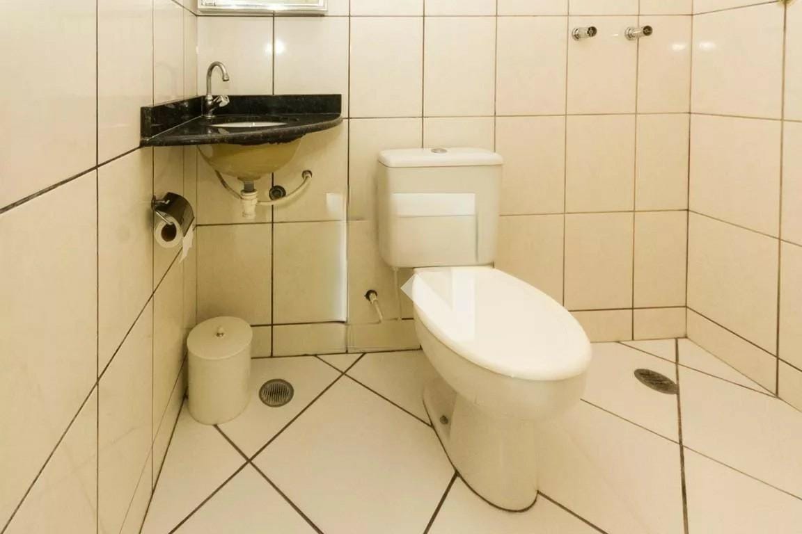 Casa à venda 3 Quartos, 2 Vagas, Jardim Ana Rosa, São Paulo - SP