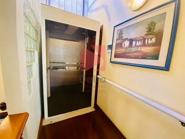 Casa 4 quartos e 6 banheiros, à venda, no bairro Centro em Pirassununga