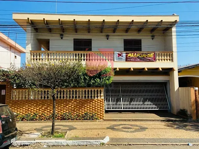 Casa 4 quartos e 6 banheiros, à venda, no bairro Centro em Pirassununga