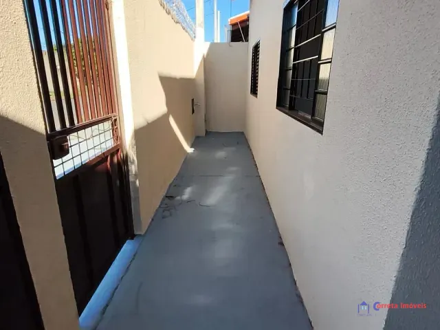 Casa 2 quartos e 1 banheiro, para alugar, no bairro Santos Dumont em Três Lagoas