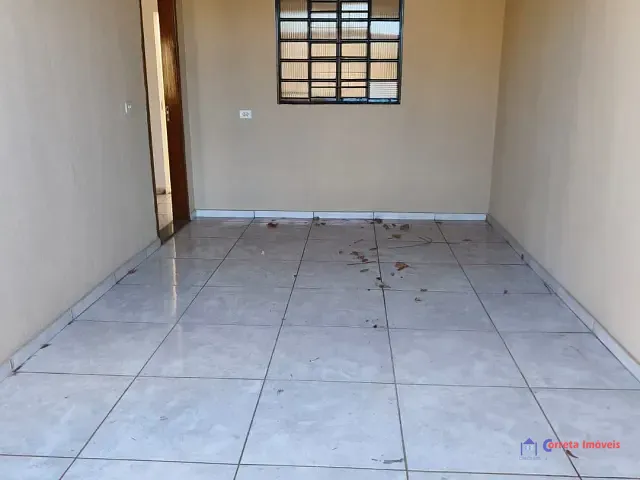 Casa 2 quartos e 1 banheiro, para alugar, no bairro Santos Dumont em Três Lagoas
