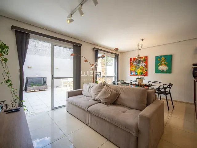 Casa com 133m² 3 quartos e 2 banheiros, à venda, no bairro Chácara Quiriri em Carapicuíba