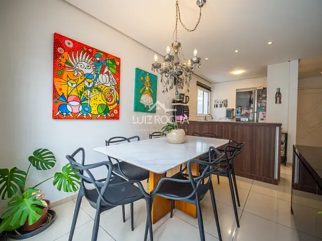Casa com 133m² 3 quartos e 2 banheiros, à venda, no bairro Chácara Quiriri em Carapicuíba