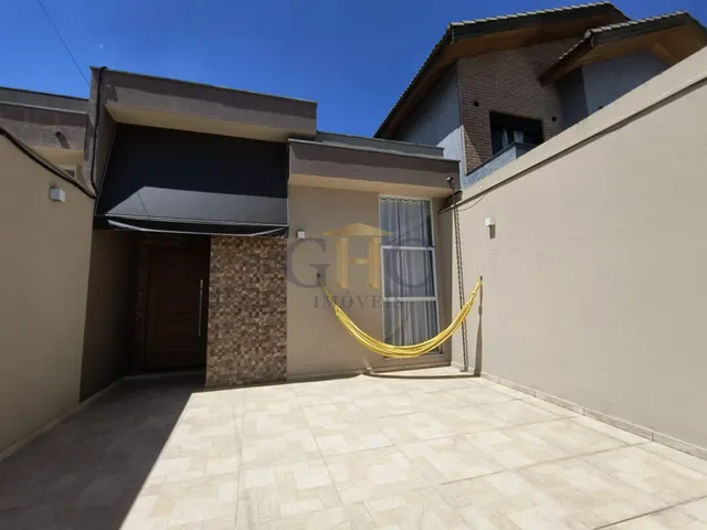 Casa 2 quartos e 2 banheiros, à venda, no bairro Jardim São Lucas em Salto de Pirapora